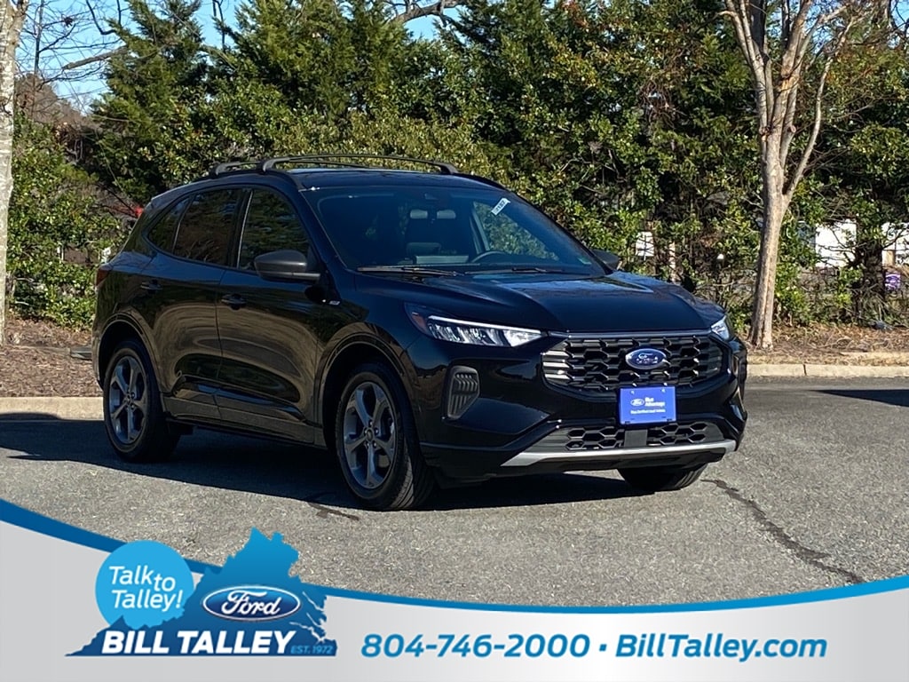 2023 Ford Escape ST-Line's photo