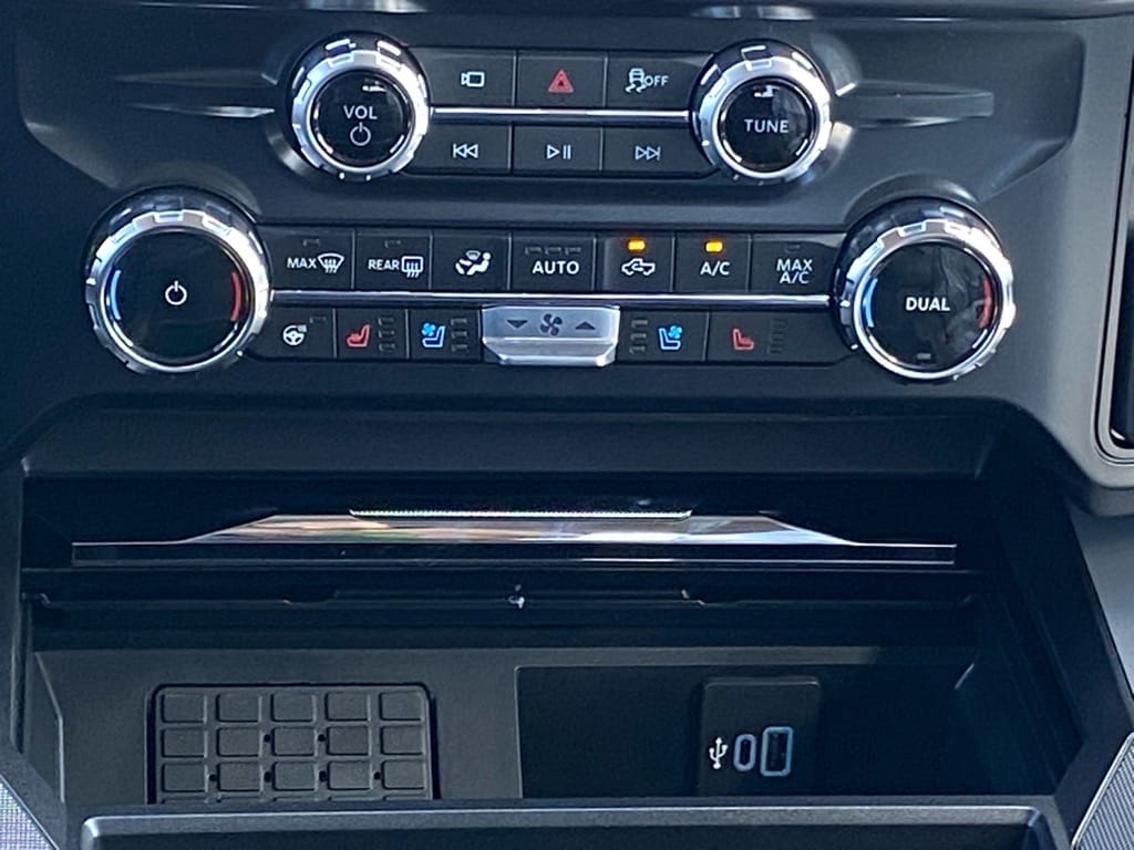 2026 Ford F-250 Super Duty Lariat - Photo 9