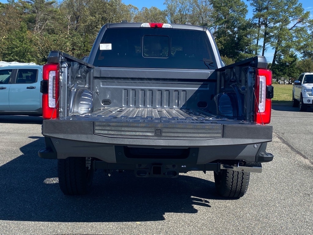2026 Ford F-250 Super Duty Platinum - Photo 6