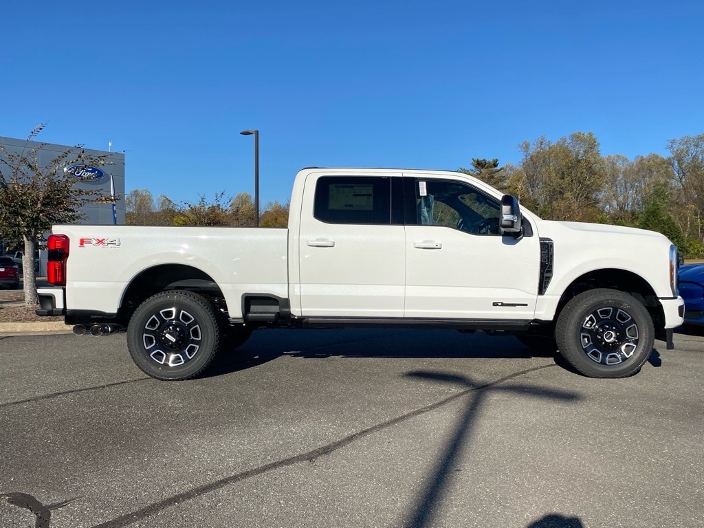 New 2026 Ford F-250SD Platinum Truck Crew Cab