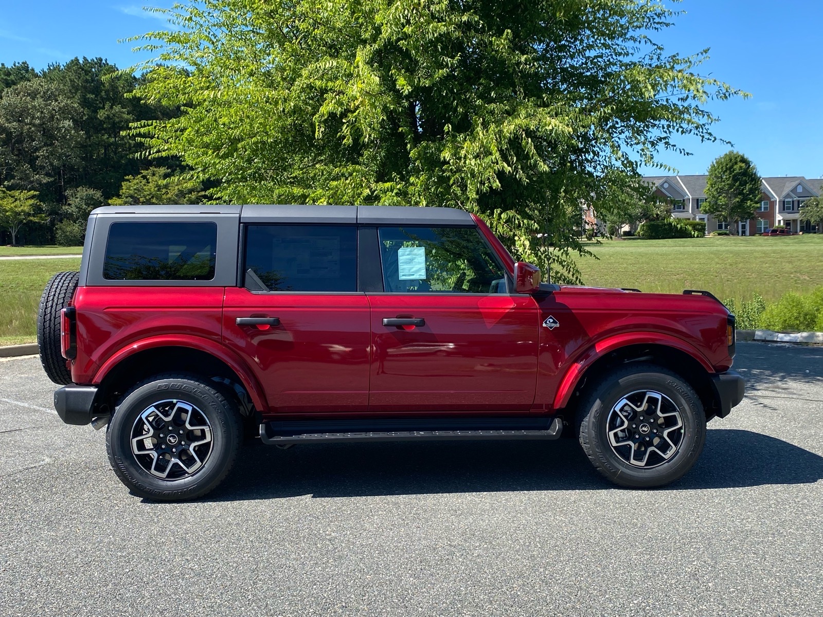 New 2026 Ford Bronco Outer Banks SUV