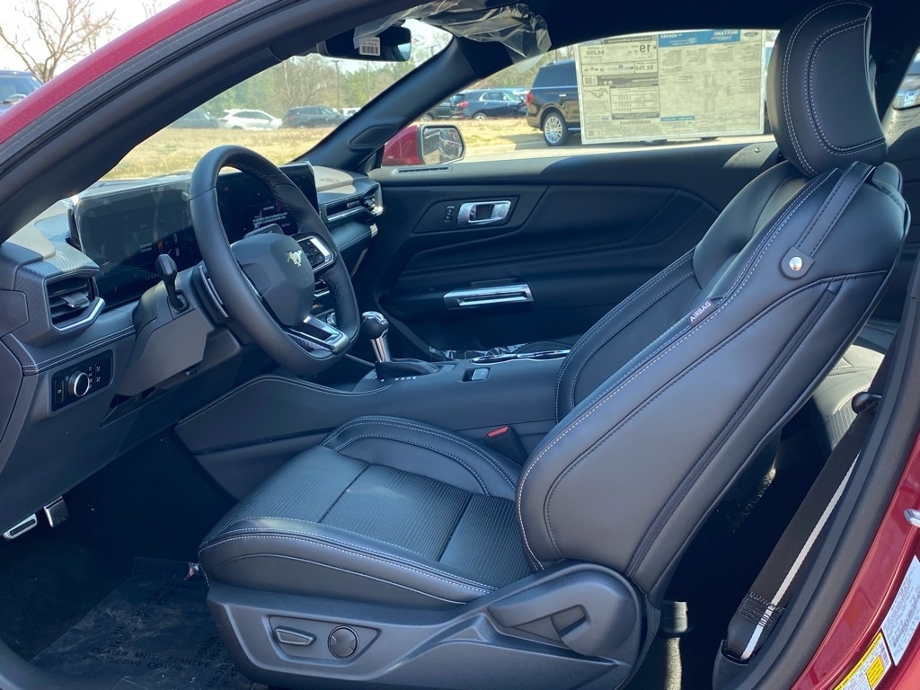 2025 Ford Mustang GT Premium Fastback - Photo 6