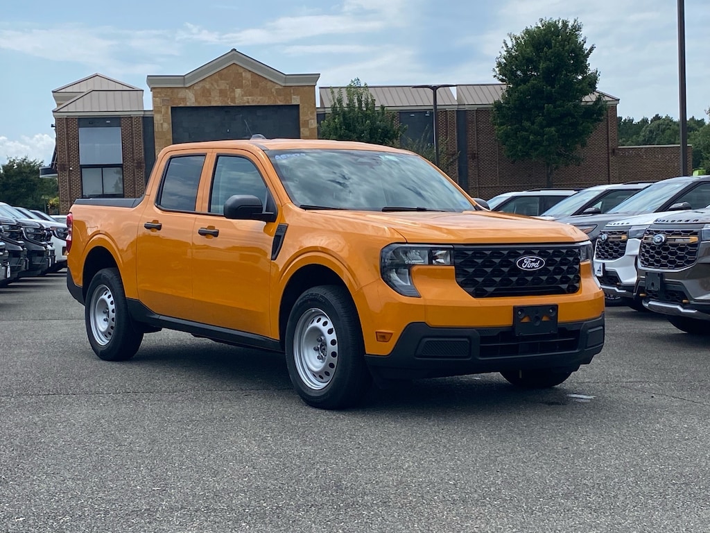 New 2026 Ford Maverick XL Truck SuperCrew