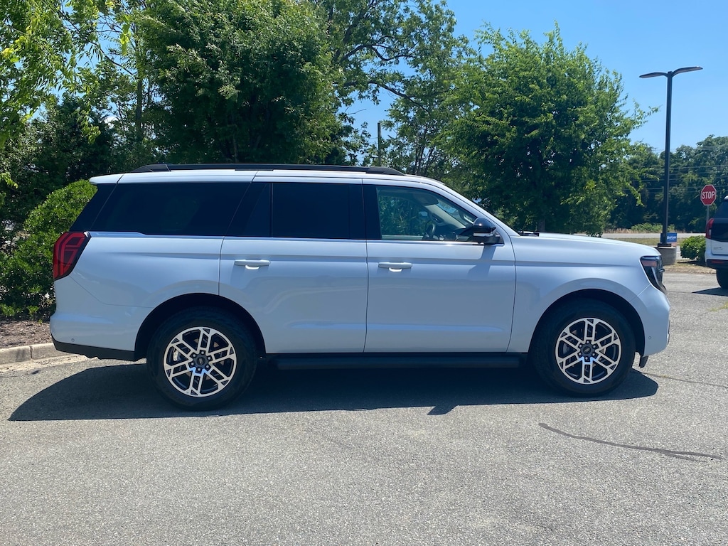 Certified 2025 Ford Expedition Active SUV