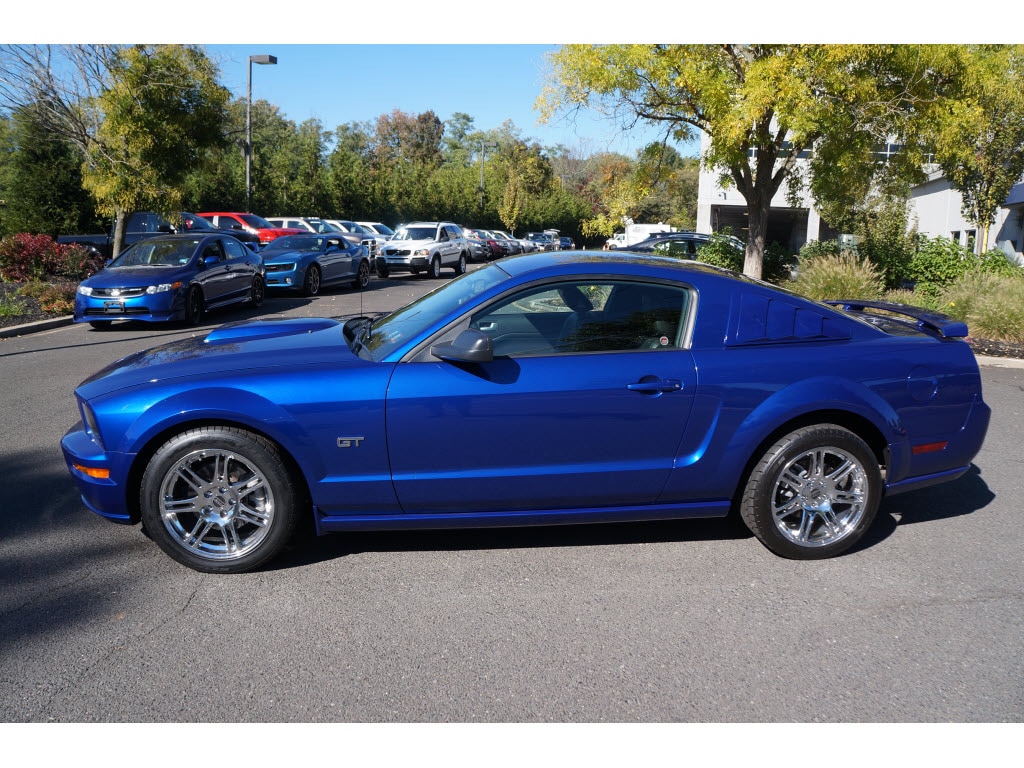Used 2005 ford mustang gt coupe #8
