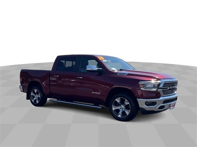 Used 2019 RAM Ram 1500 Pickup Laramie with VIN 1C6SRFJT6KN575355 for sale in Ottawa, IL