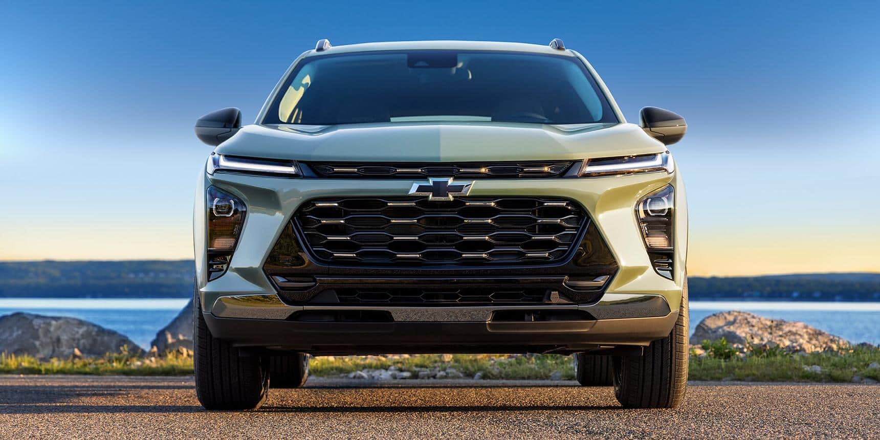 2025 Chevrolet Trax vs. 2025 Honda HR-V: Which Crossover SUV is the Best Choice? thumbnail