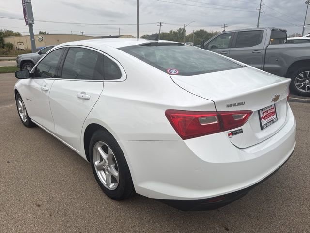 2017 Chevrolet Malibu LS photo 2