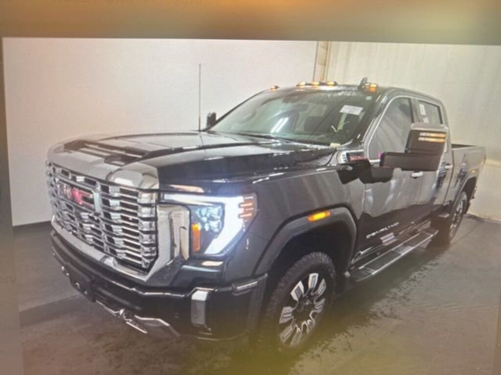 Used 2025 GMC Sierra 2500 HD Denali Truck Crew Cab