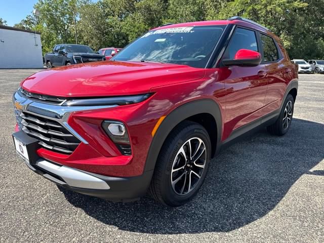 2026 Chevrolet Trailblazer LT photo 2