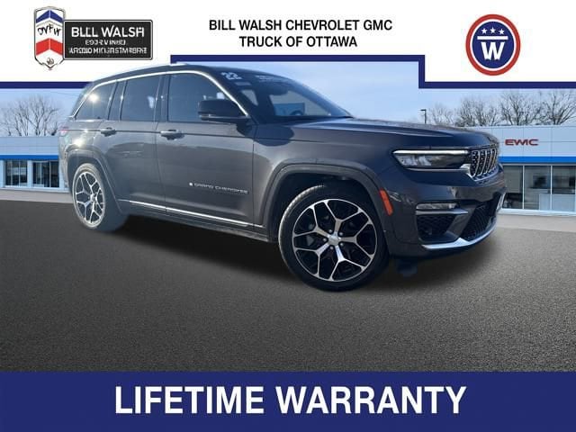 2022 Jeep Grand Cherokee Summit Reserve's photo