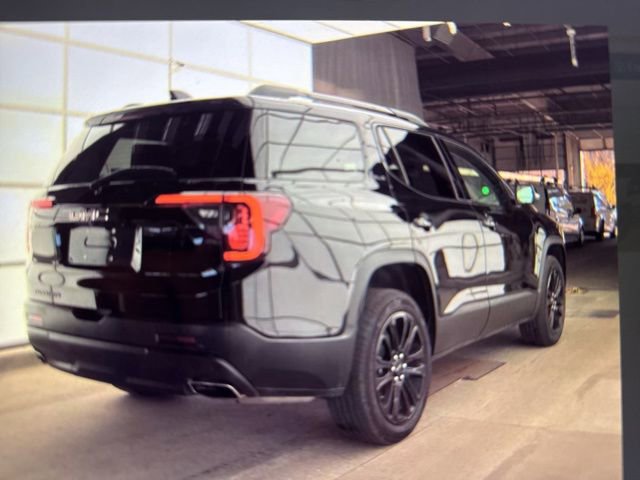 2023 Gmc Acadia SLE photo 3