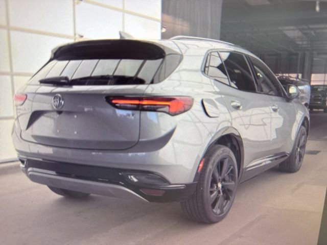 2023 Buick Envision Essence photo 3