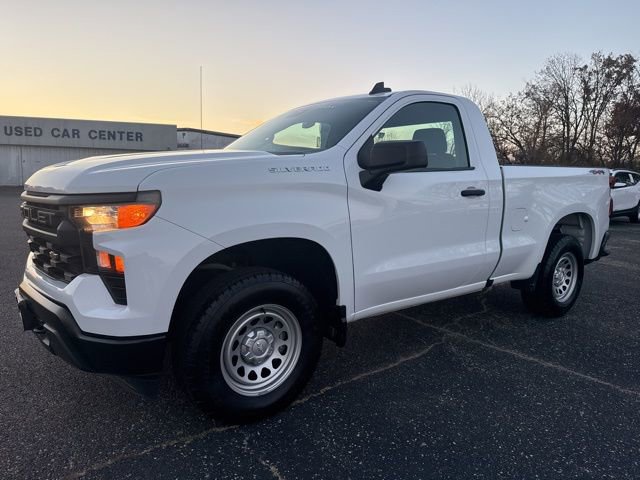 2024 Chevrolet Silverado 1500 Work Truck photo 2
