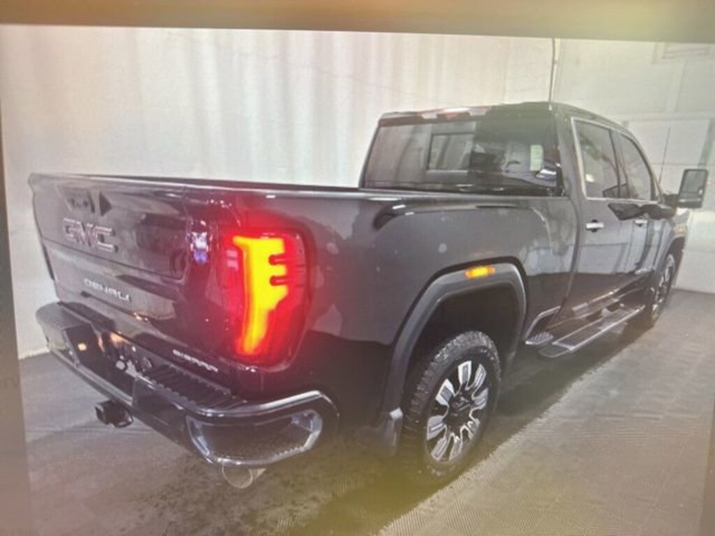 Used 2025 GMC Sierra 2500 HD Denali Truck Crew Cab