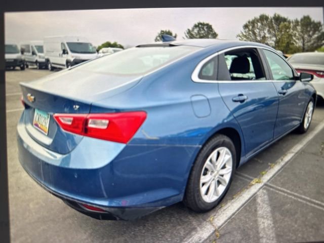 2024 Chevrolet Malibu 1LT photo 3