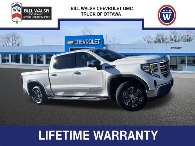 2023 GMC Sierra 1500 SLT's photo