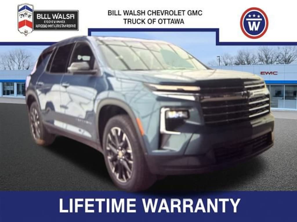 Used 2025 Chevrolet Traverse LT SUV