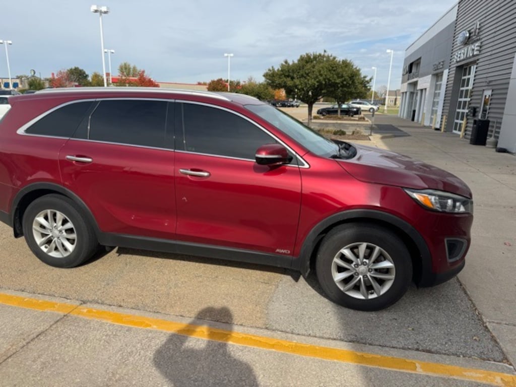 Used 2018 Kia Sorento LX SUV