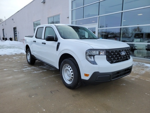 2026 Ford Maverick XL's photo