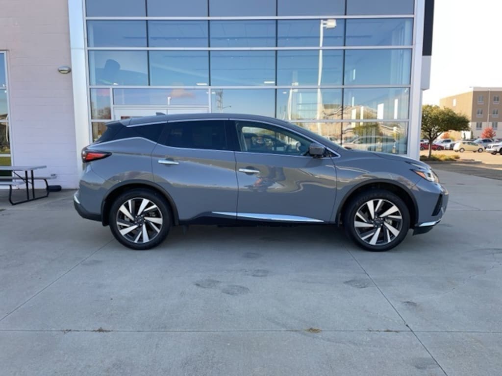 Used 2024 Nissan Murano SL SUV