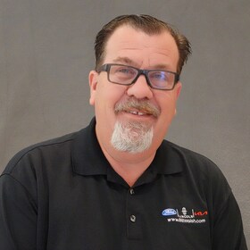 Staff member Mark Imhof from ID_6bdb7d3a8129
