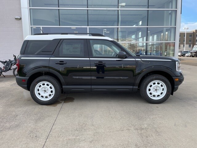 2024 Ford Bronco Sport Heritage photo 4
