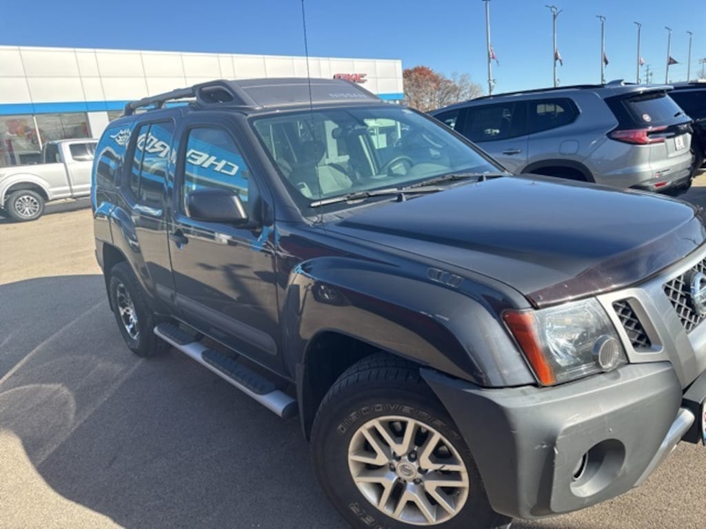 Used 2015 Nissan Xterra S SUV