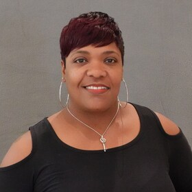 Staff member Deloris Graves from ID_3f36d0c90af4