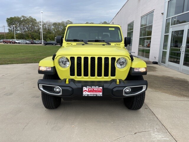 2023 Jeep Gladiator Sport S photo 2