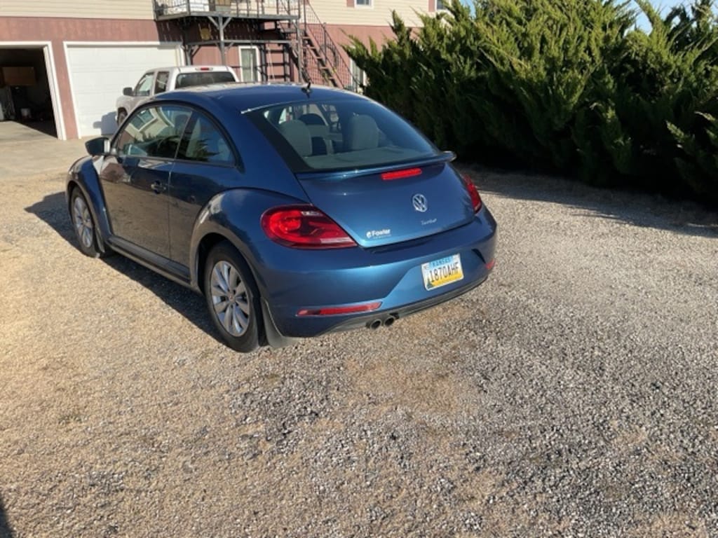 Used 2017 Volkswagen Beetle 1.8T S Hatchback