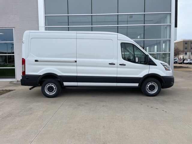 2025 Ford Transit photo 3