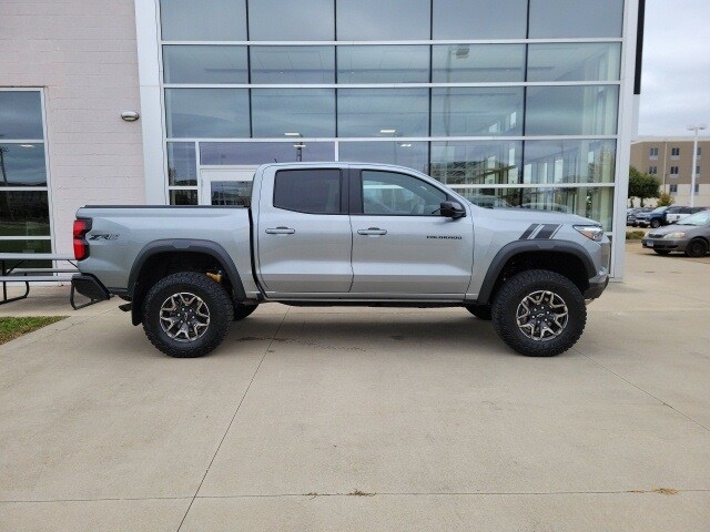 2024 Chevrolet Colorado ZR2 photo 4