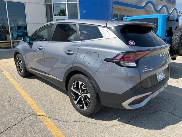 2023 Kia Sportage EX photo 4