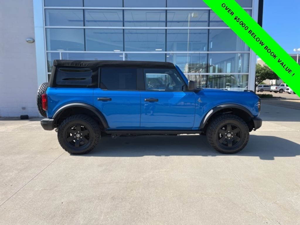 Used 2024 Ford Bronco Black Diamond SUV