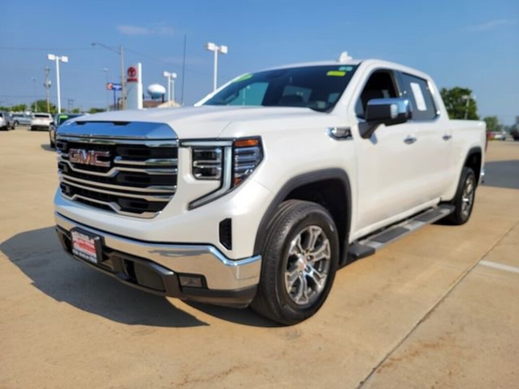 Used 2023 GMC Sierra 1500 SLT Truck Crew Cab