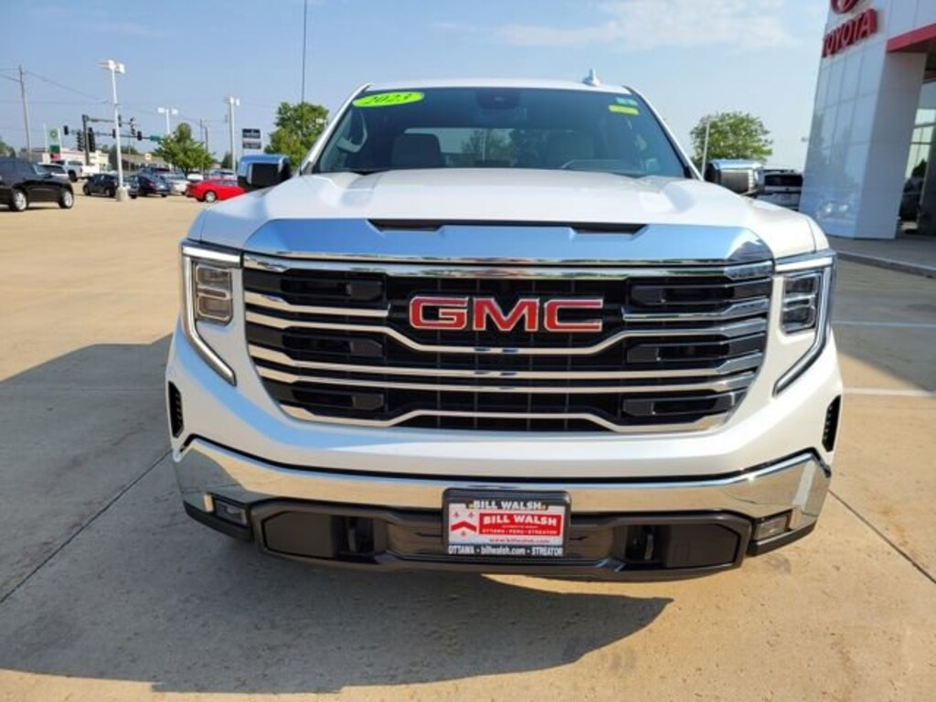 Used 2023 GMC Sierra 1500 SLT Truck Crew Cab
