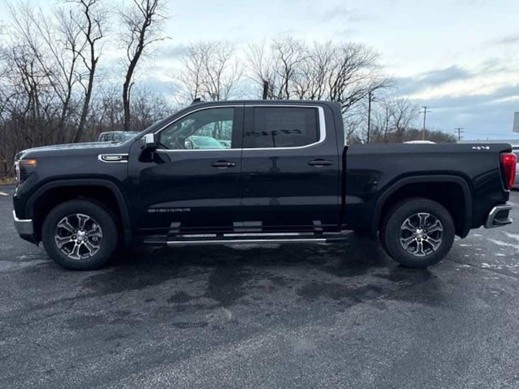 New 2026 GMC Sierra 1500 SLE Crew Cab