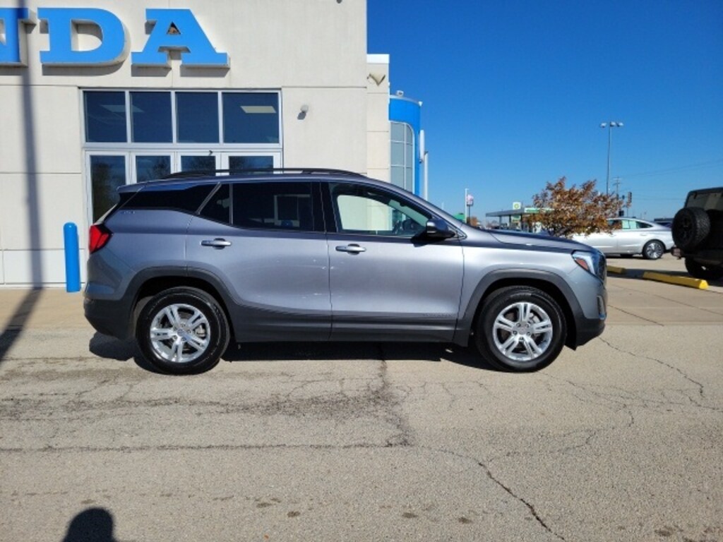 Used 2020 GMC Terrain SLE SUV