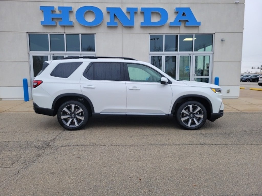 New 2025 Honda Pilot Touring SUV