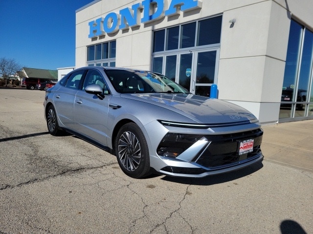 2024 Hyundai Sonata Hybrid SEL's photo