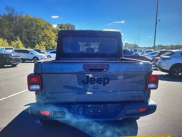 2020 Jeep Gladiator Sport photo 4