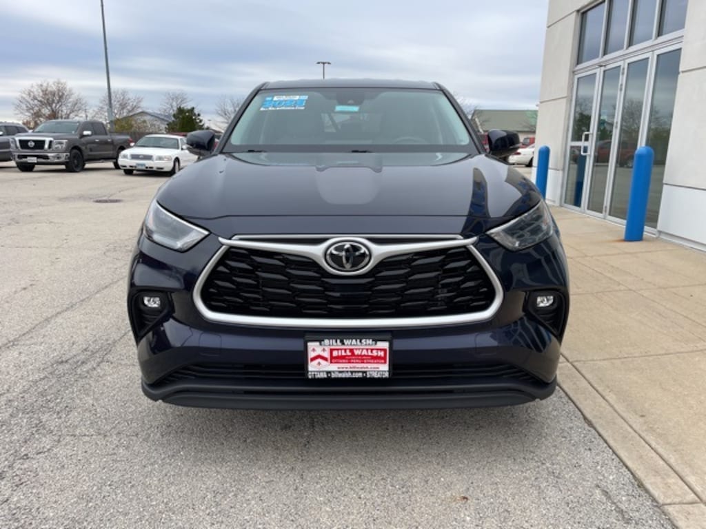 Used 2023 Toyota Highlander L SUV