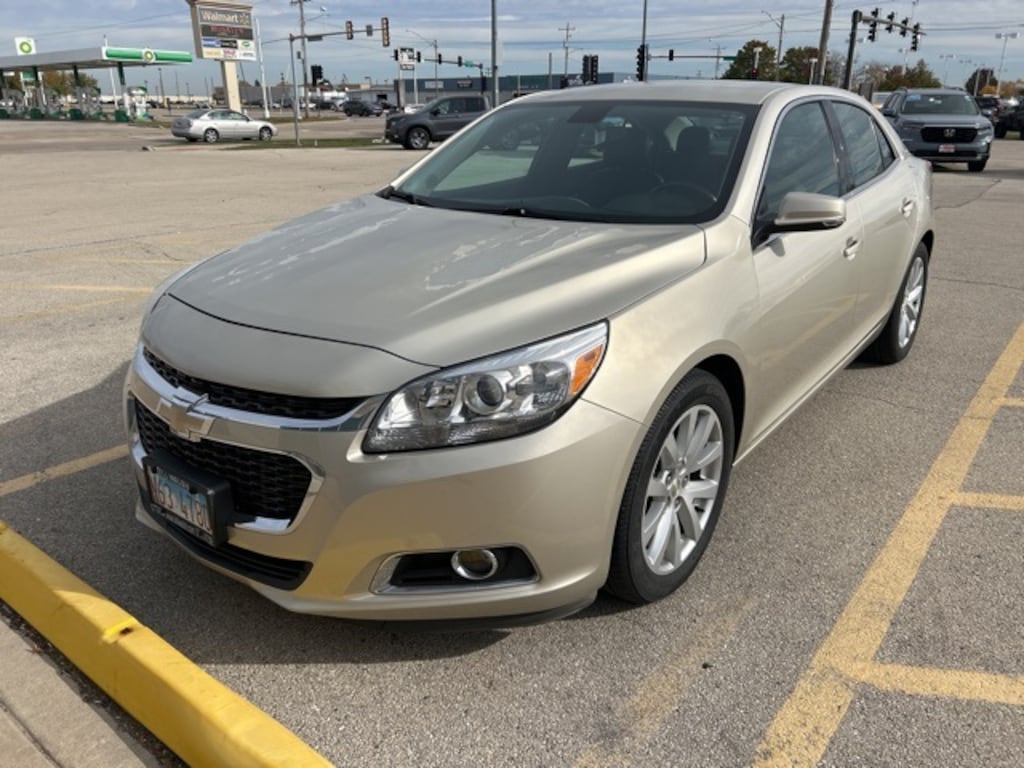 Used 2014 Chevrolet Malibu LT w/2LT Sedan
