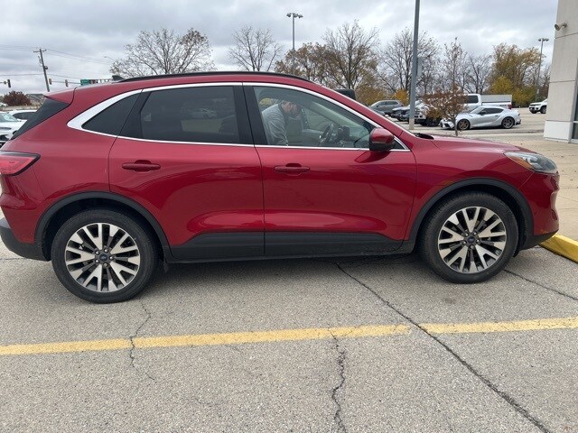 2020 Ford Escape Titanium Hybrid photo 2