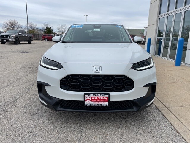 2026 Honda HR-V LX photo 3