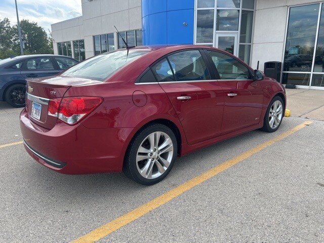 2014 Chevrolet Cruze LTZ photo 2