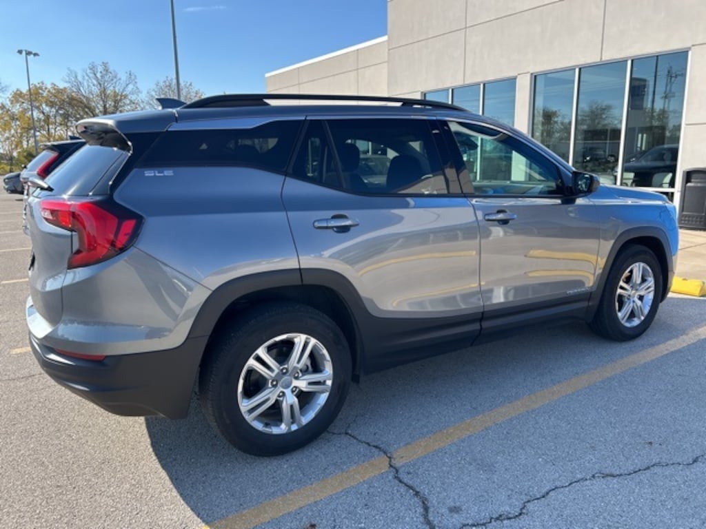 Used 2020 GMC Terrain SLE SUV