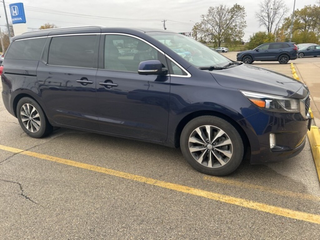 Used 2018 Kia Sedona SX Van Passenger Van