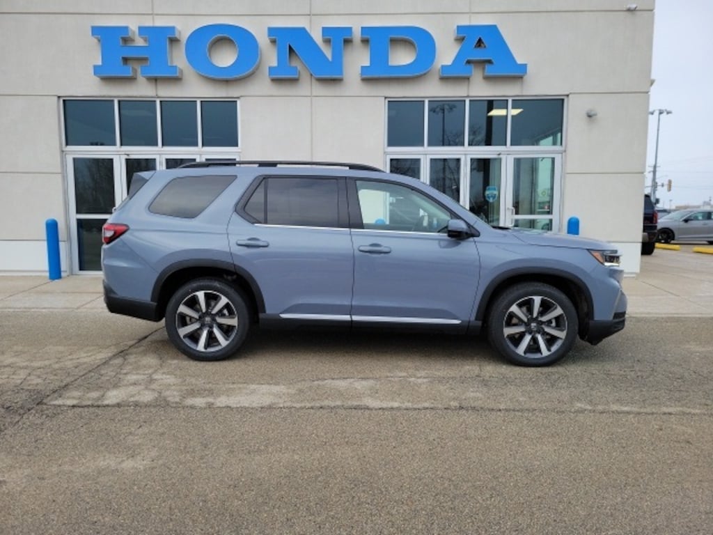 New 2025 Honda Pilot Touring SUV
